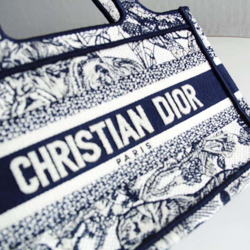 Dior Shopping Bags